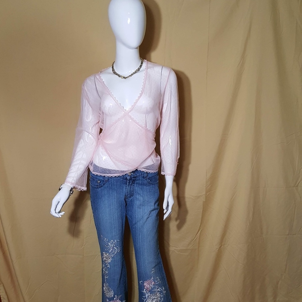 Beautiful Victoria Secret top - Picture 3 of 8